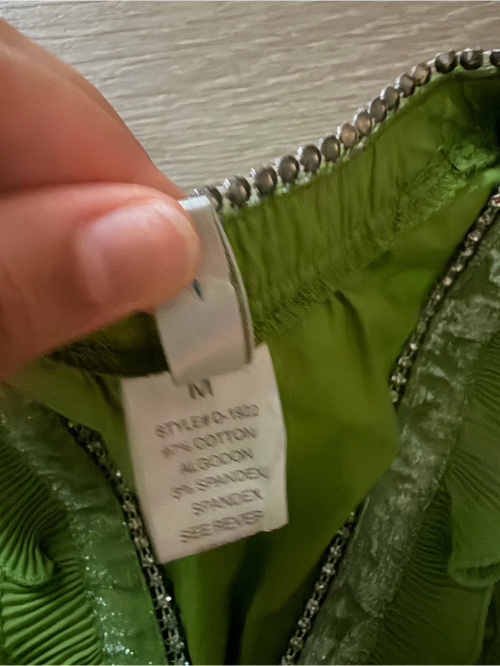 Evierose Green Ruffle-Front Button Blouse - Picture 6 of 9